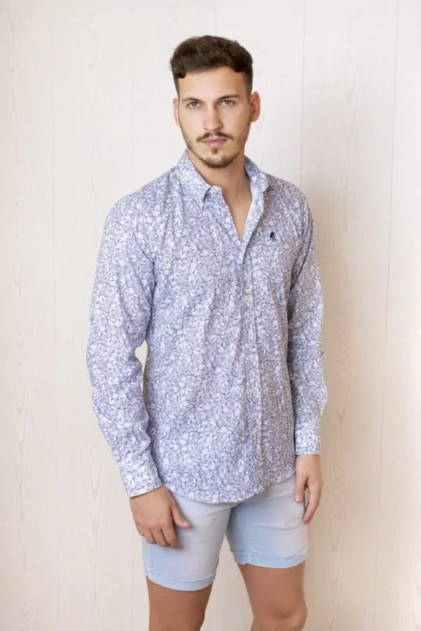 Camisa estampada hojas